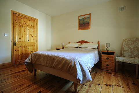 Macreddin Rock, Macreddin. County Wicklow | Double bedroom at Macreddin Rock