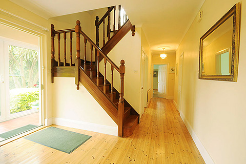 Ashlawn, Roundwood. County Wicklow | Entrance hallway of Ashlawn B&B